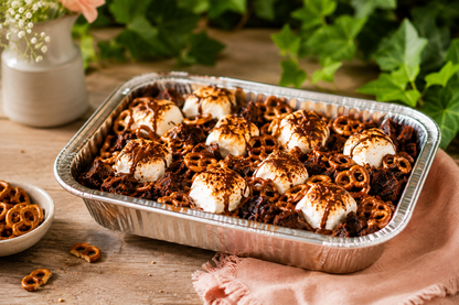 BBQ toetje met brownies, marshmallows en pretzels