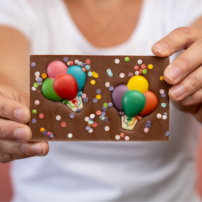Verjaardags chocoladereep per post.