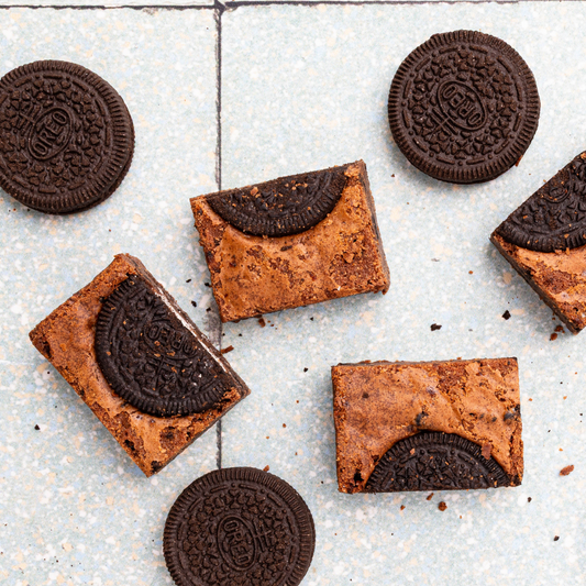 Browniebox 16 stuks | Kies zelf 2 smaken